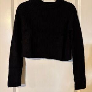 Alice + Olivia Black Crew Neck Sweater